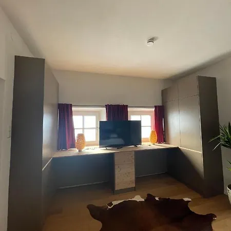 Zur Post Apartment *