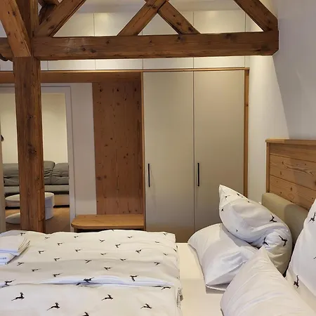 Zur Post Apartment *